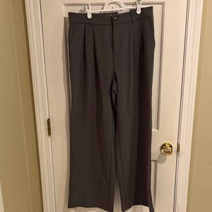Kohl's woMen's Dark Gray Dress Pants size large brand